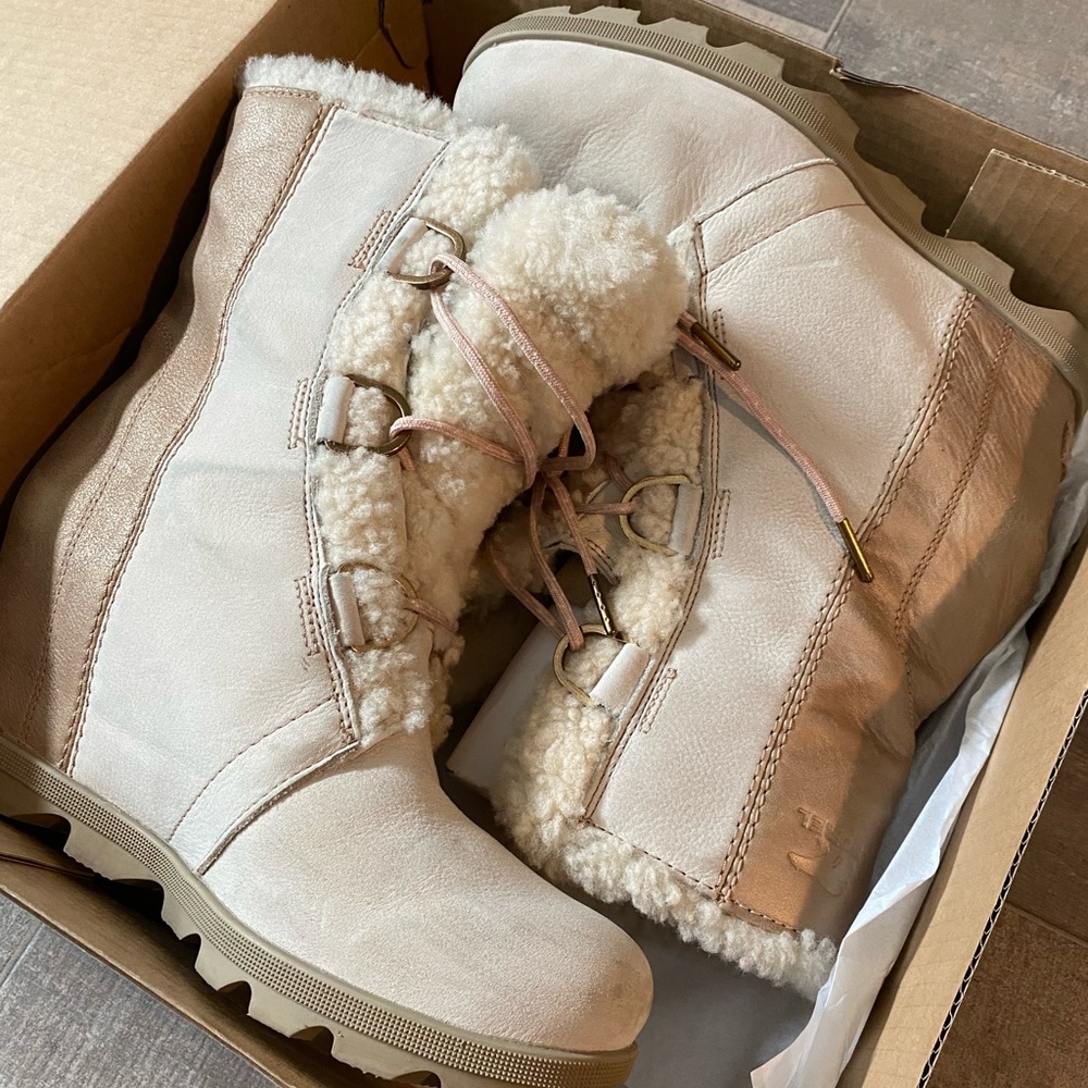 Sorel Joan of Arctic Cream Wedges